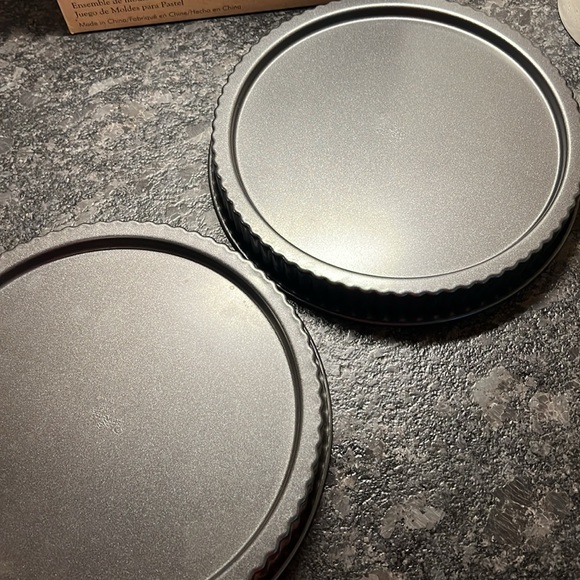 PAMPERED CHEF Torte pan set. New n box. Fluted sides. Make layered cakes. Tart - Picture 6 of 6